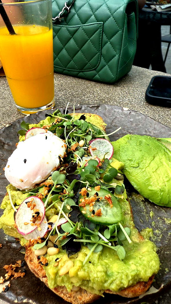 samantrasunny image ~ Altpins