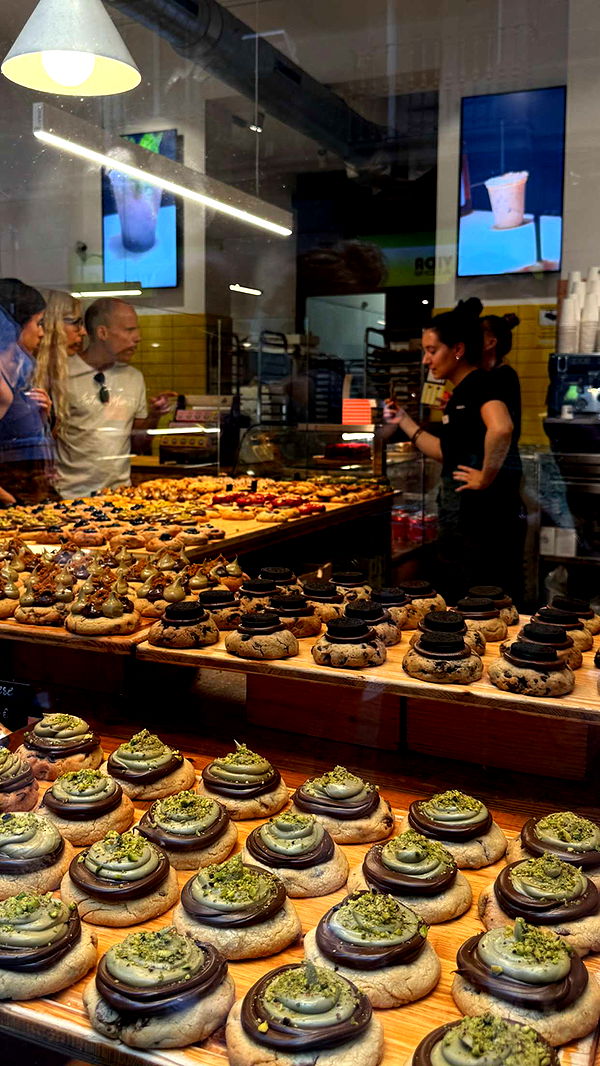 samantrasunny image ~ Altpins