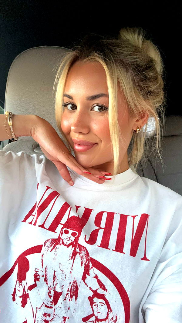 samantrasunny image ~ Altpins