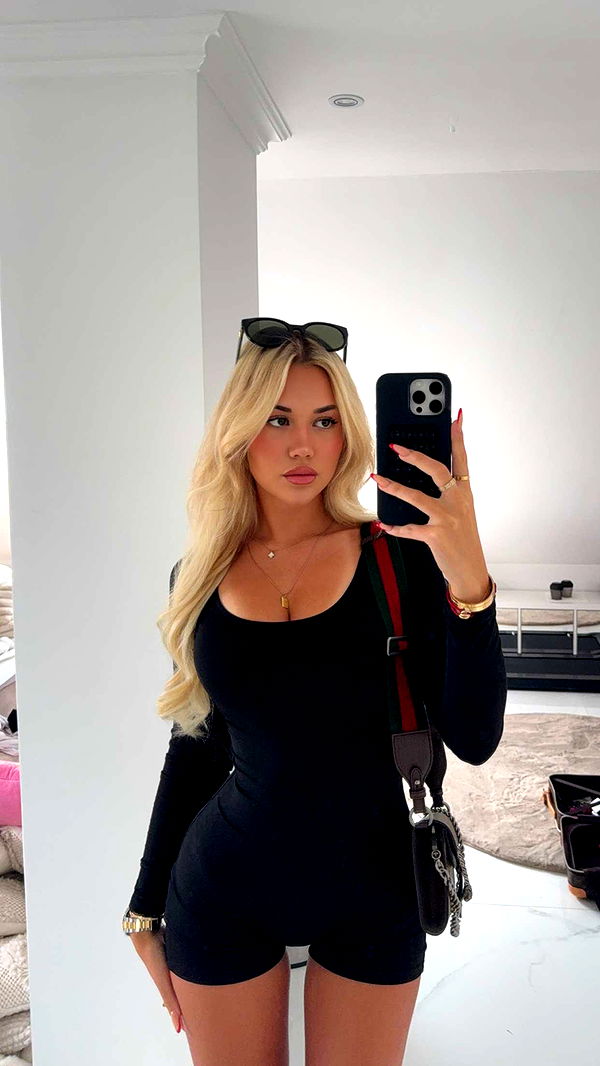 samantrasunny image ~ Altpins