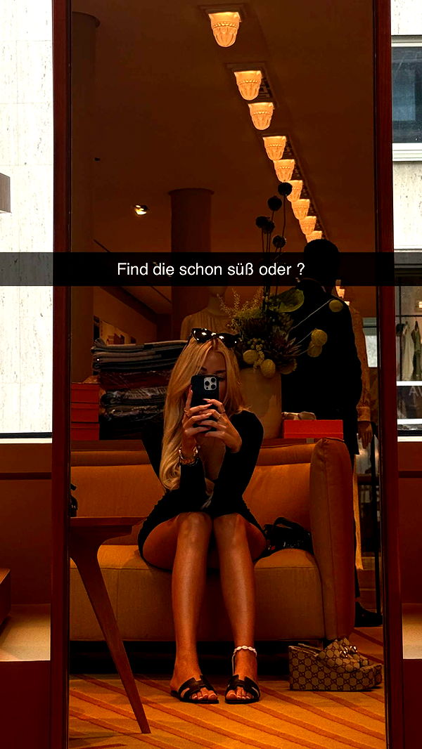 samantrasunny image ~ Altpins