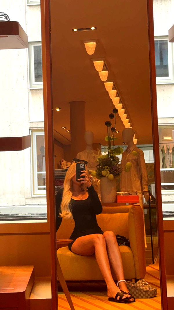 samantrasunny image ~ Altpins