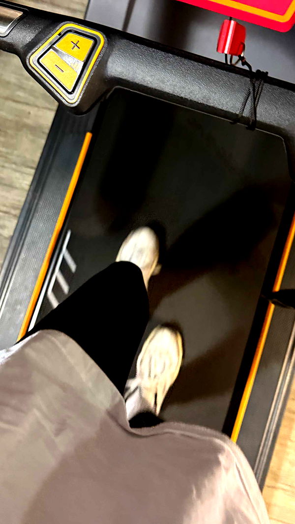 samantrasunny image ~ Altpins