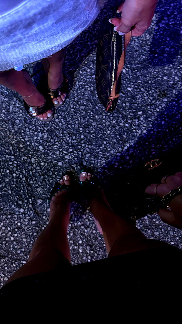 samantrasunny image ~ Altpins