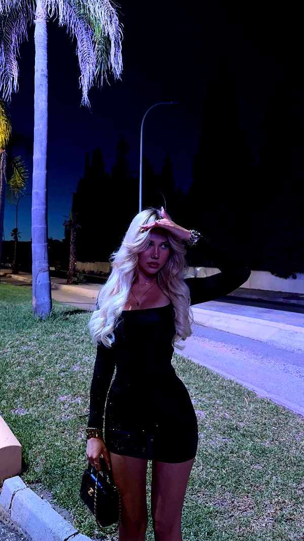 samantrasunny image ~ Altpins