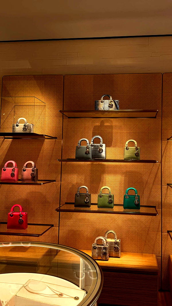 samantrasunny image ~ Altpins