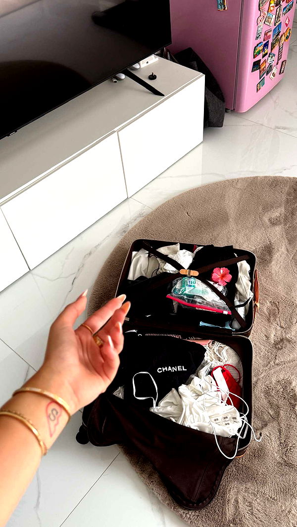 samantrasunny image ~ Altpins