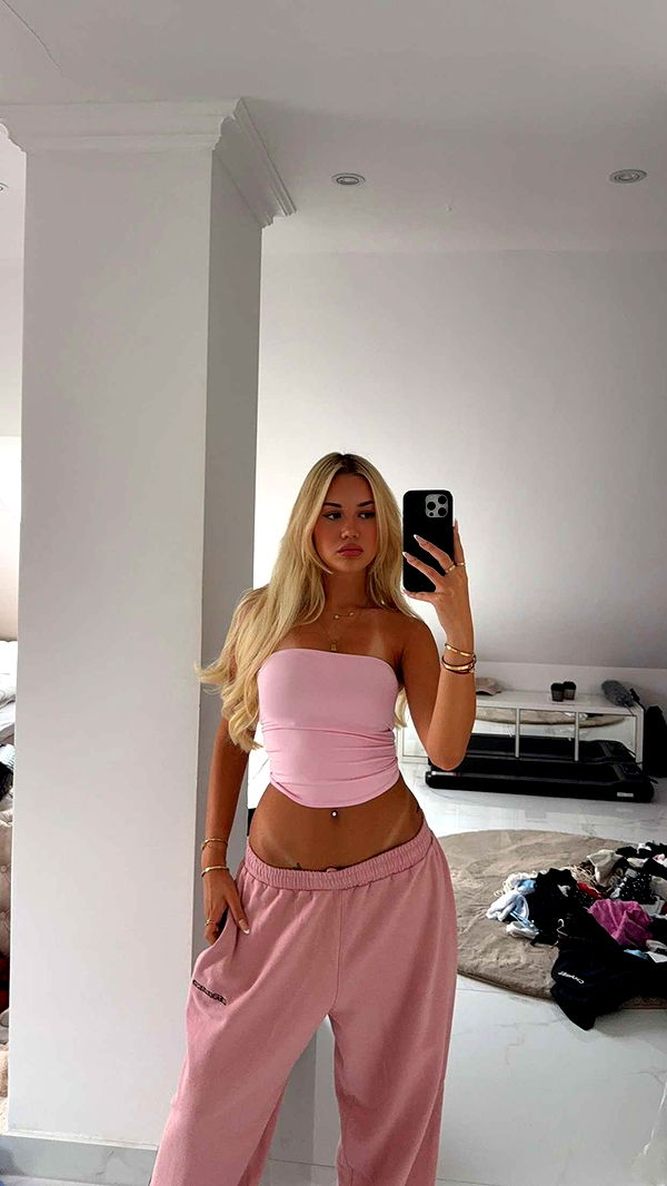 samantrasunny image ~ Altpins