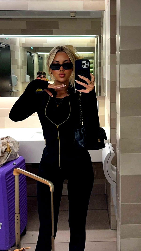 samantrasunny image ~ Altpins