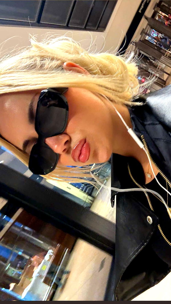 samantrasunny image ~ Altpins