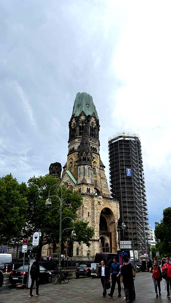 samantrasunny image ~ Altpins