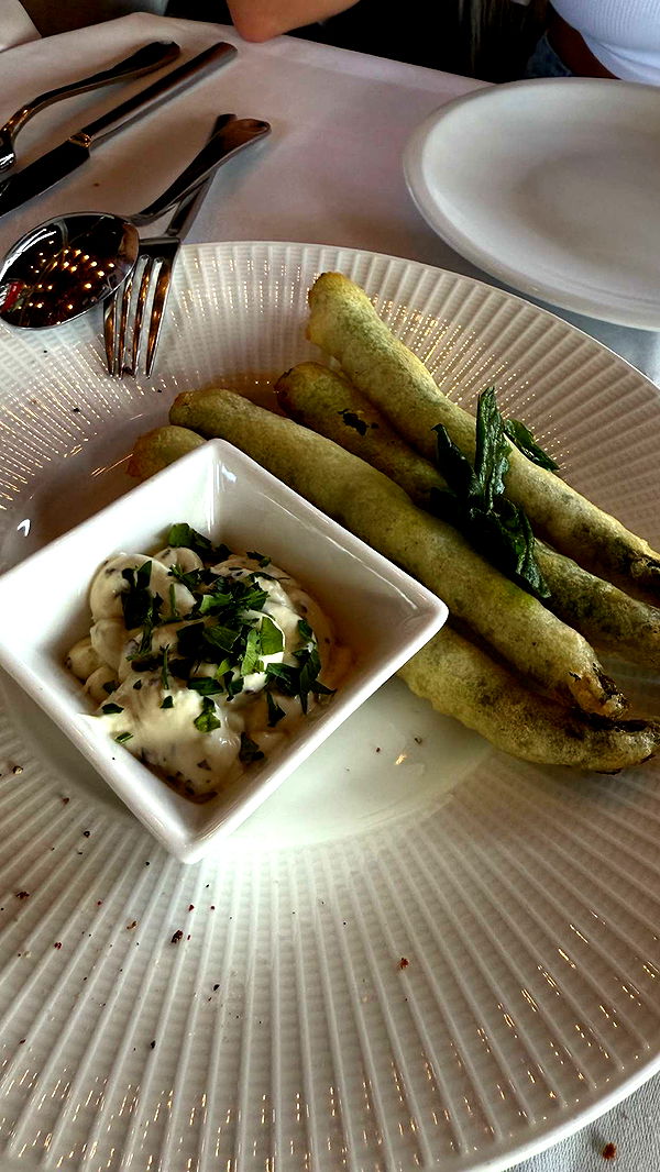 samantrasunny image ~ Altpins