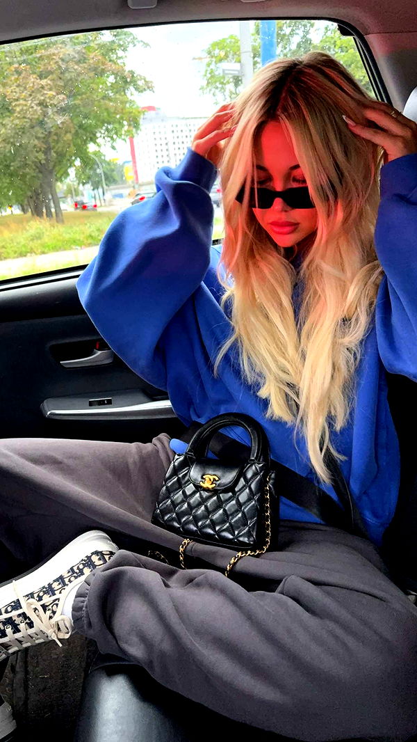 samantrasunny image ~ Altpins