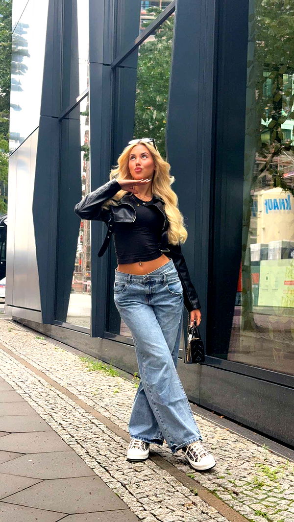 samantrasunny image ~ Altpins