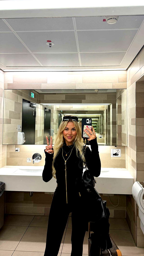 samantrasunny image ~ Altpins