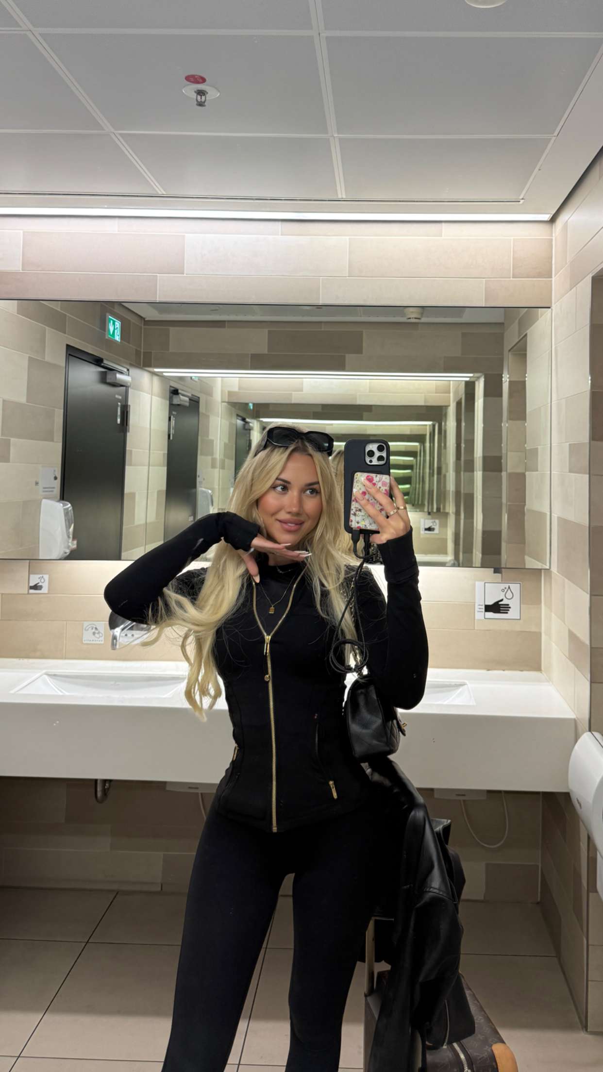 samantrasunny snapchat image archive image