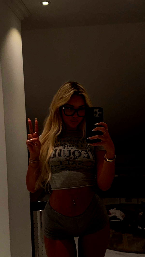 samantrasunny image ~ Altpins