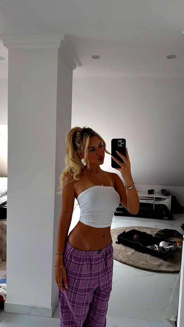 samantrasunny image ~ Altpins