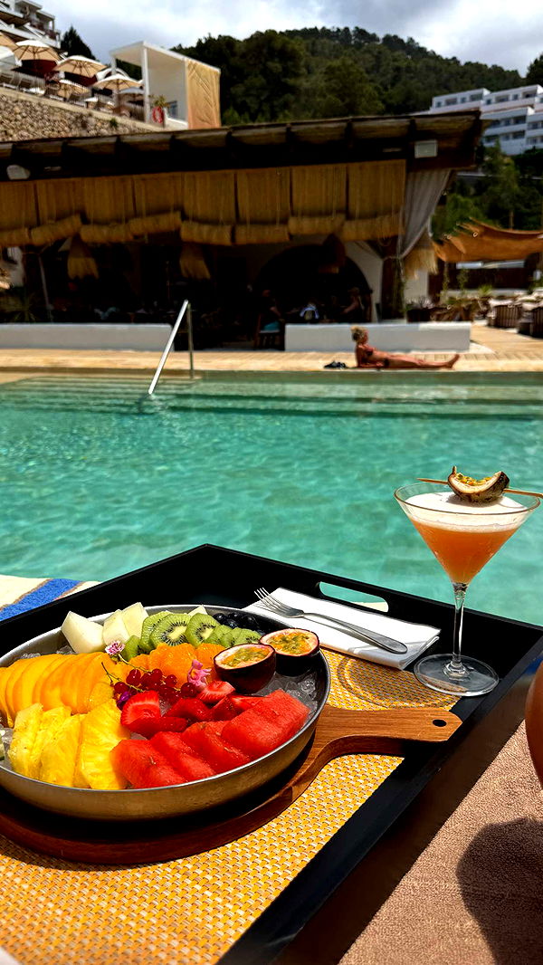 samantrasunny image ~ Altpins