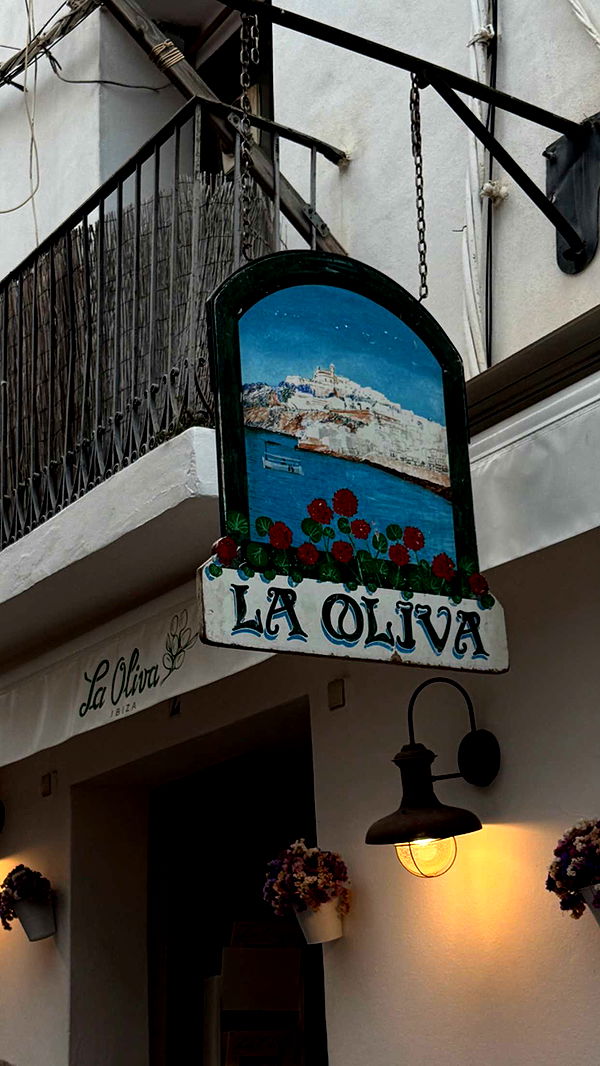 samantrasunny image ~ Altpins