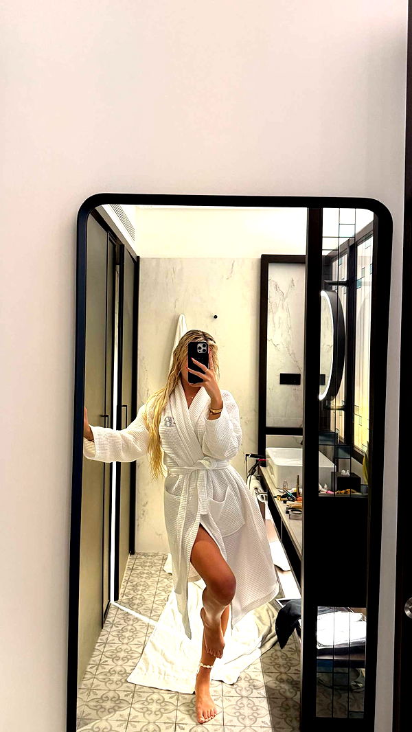 samantrasunny image ~ Altpins