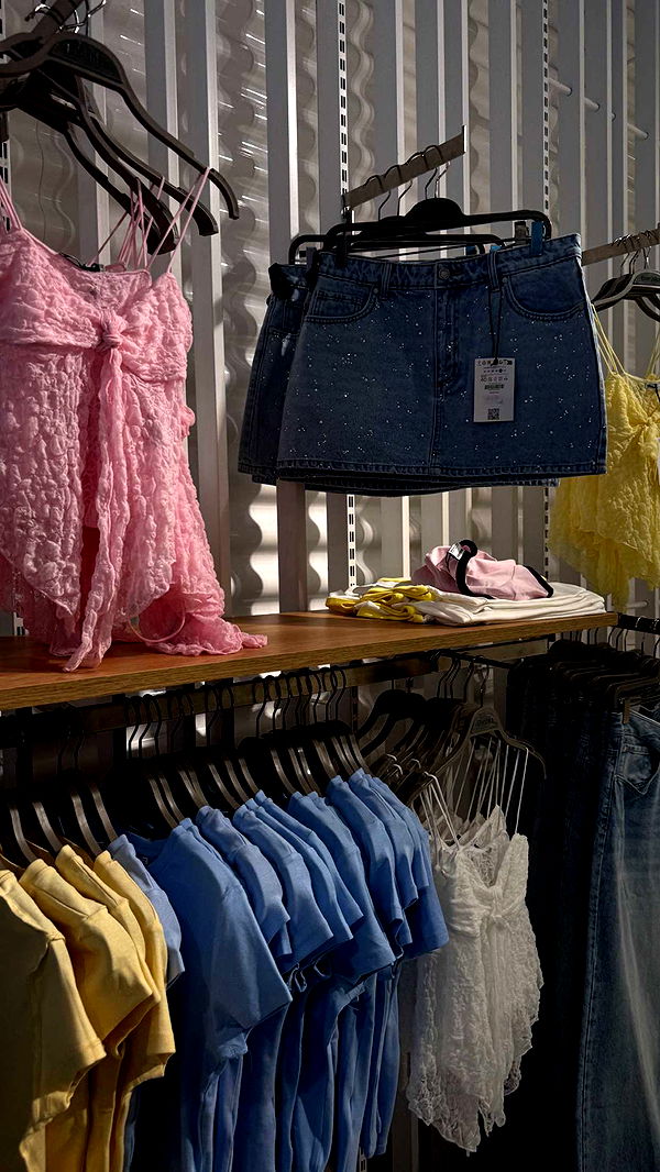 samantrasunny image ~ Altpins