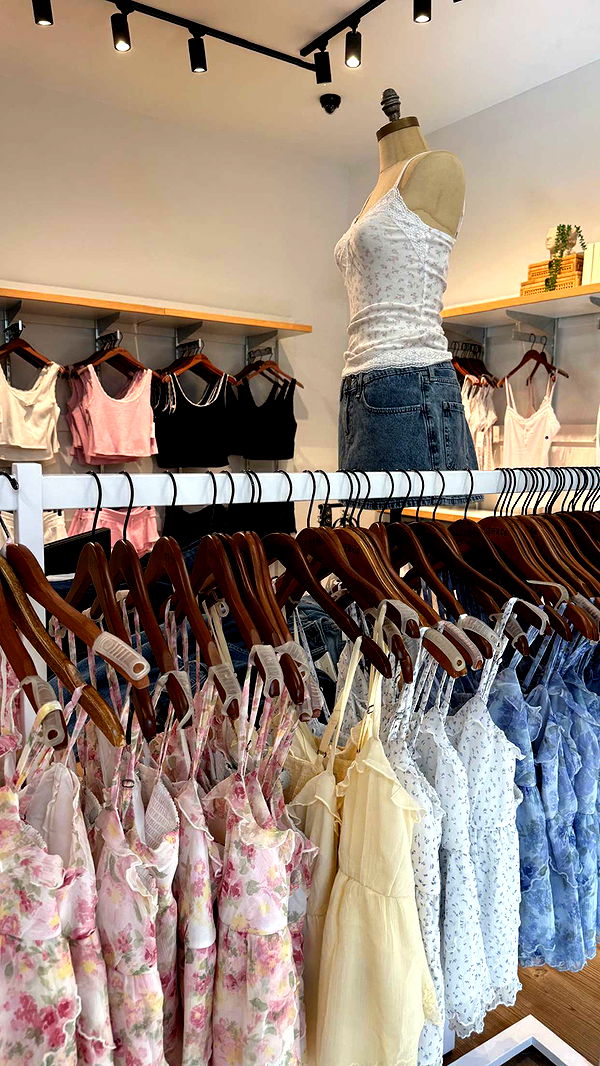 samantrasunny image ~ Altpins