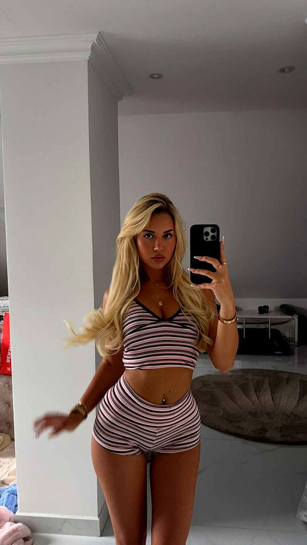 samantrasunny image ~ Altpins