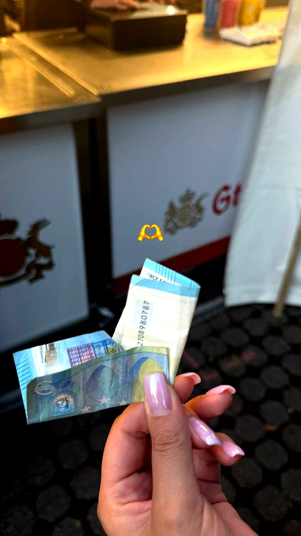 samantrasunny image ~ Altpins