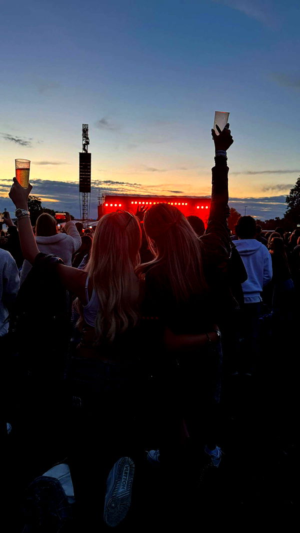 samantrasunny image ~ Altpins