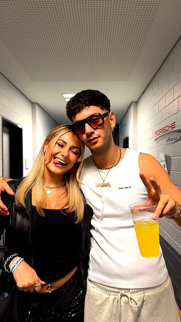 samantrasunny image ~ Altpins