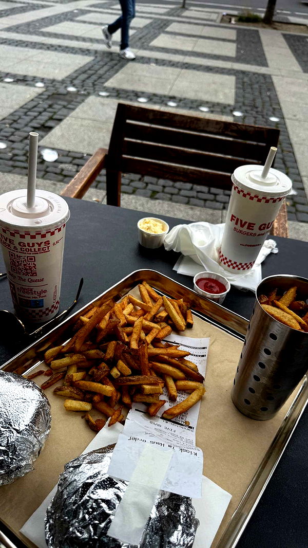 samantrasunny image ~ Altpins