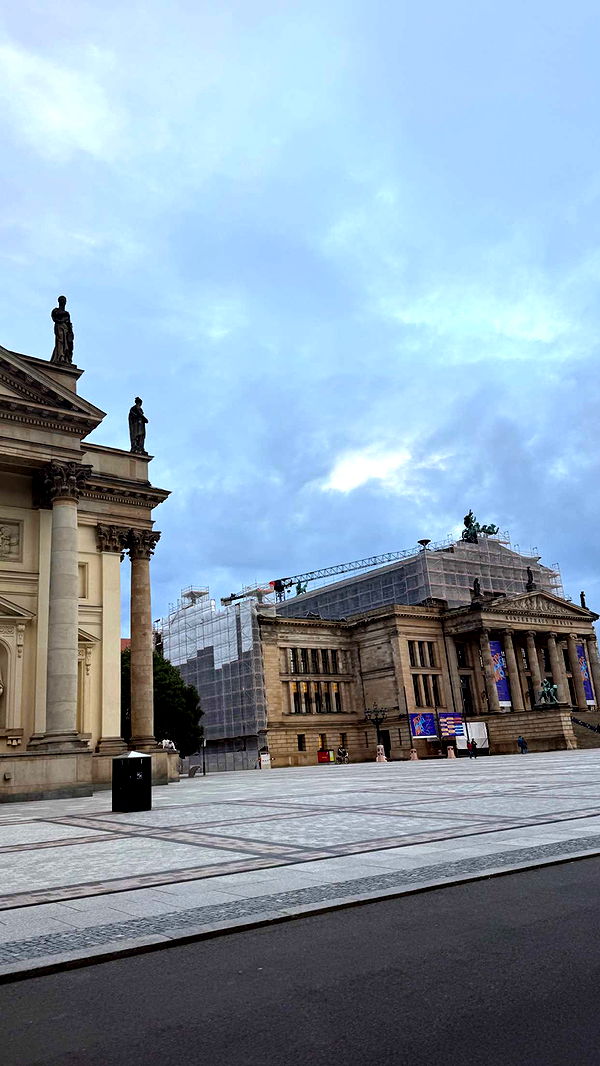 samantrasunny image ~ Altpins