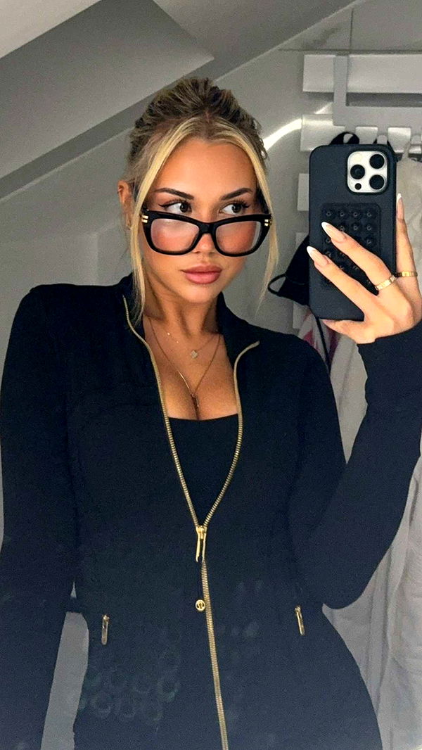 samantrasunny image ~ Altpins