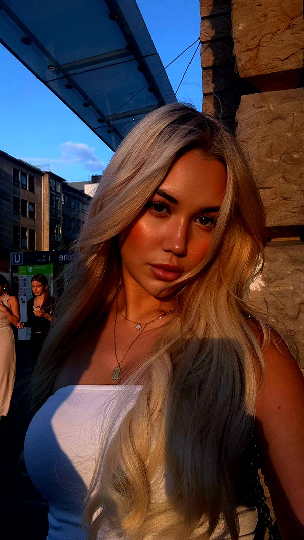 samantrasunny image ~ Altpins