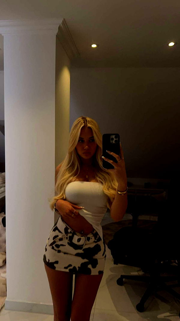 samantrasunny image ~ Altpins