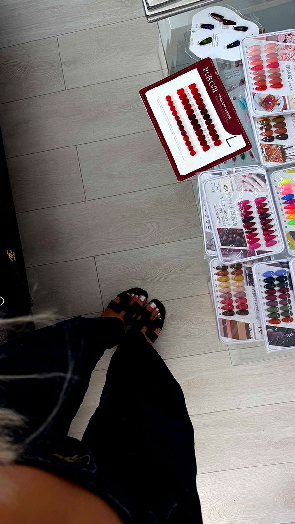 samantrasunny image ~ Altpins