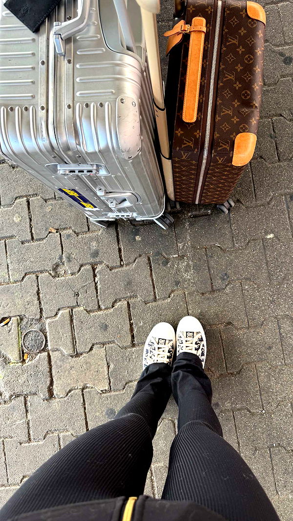 samantrasunny image ~ Altpins