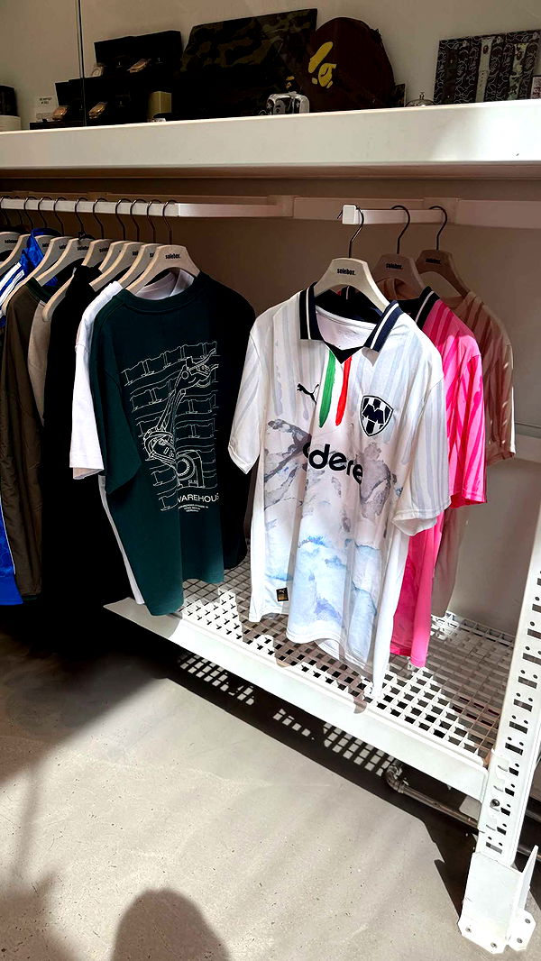 samantrasunny image ~ Altpins