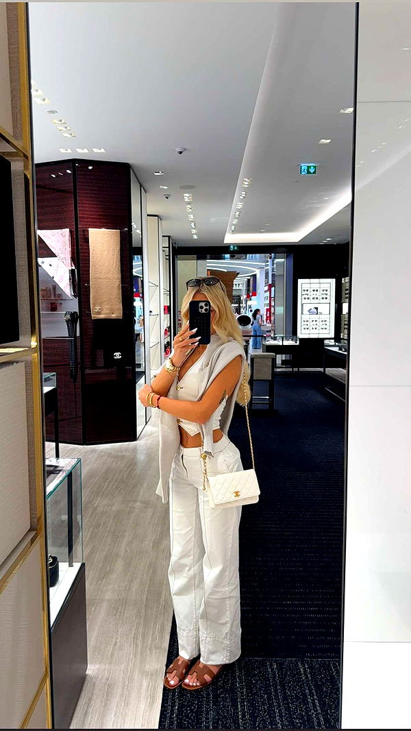 samantrasunny image ~ Altpins