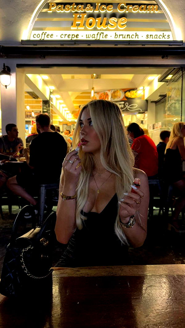 samantrasunny image ~ Altpins