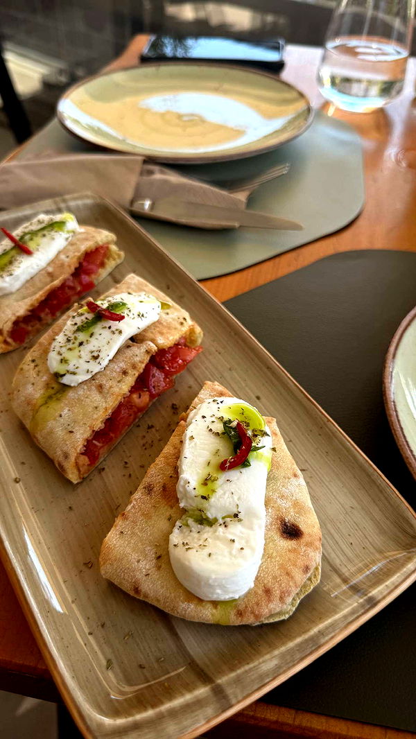 samantrasunny image ~ Altpins