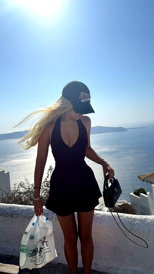 samantrasunny image ~ Altpins