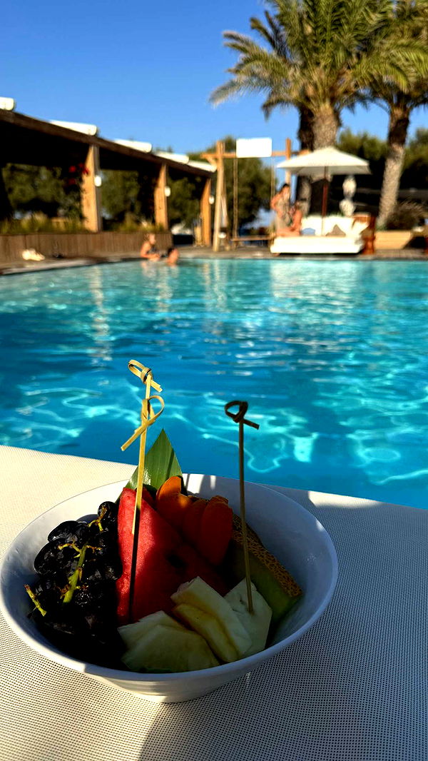 samantrasunny image ~ Altpins