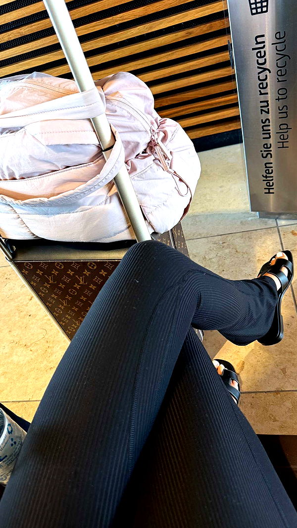 samantrasunny image ~ Altpins