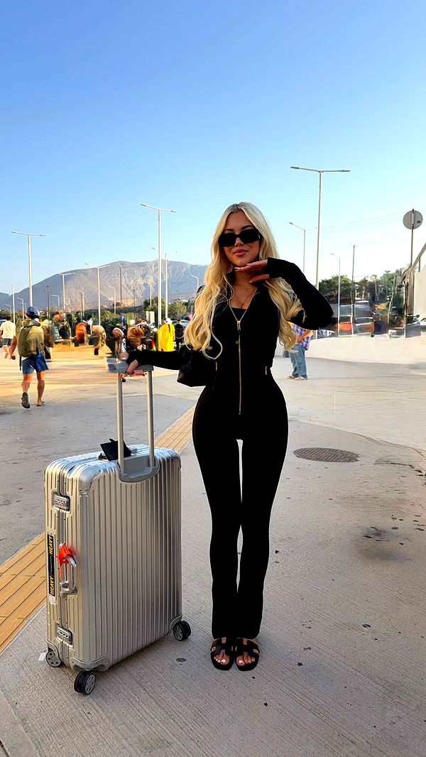 samantrasunny image ~ Altpins