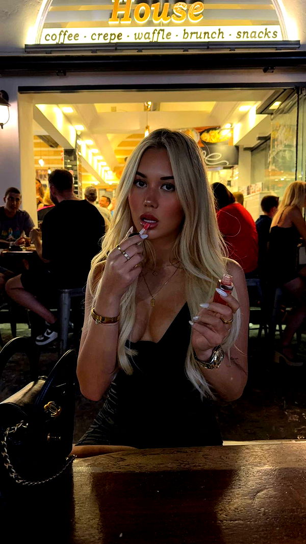 samantrasunny image ~ Altpins