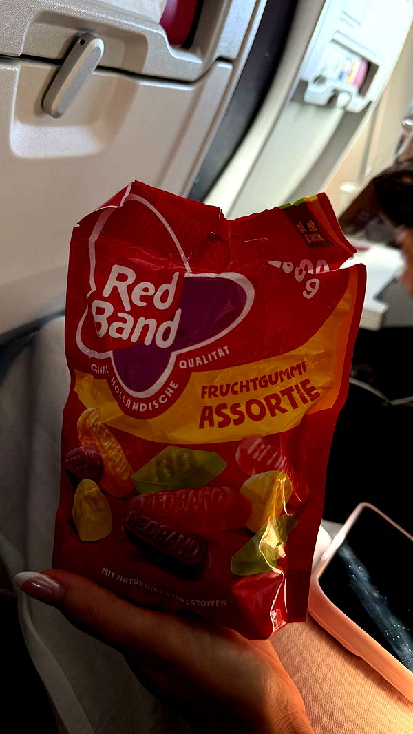 samantrasunny image ~ Altpins