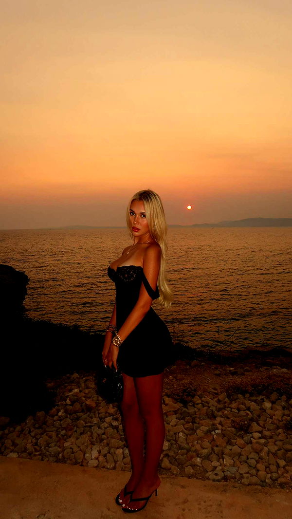 samantrasunny image ~ Altpins