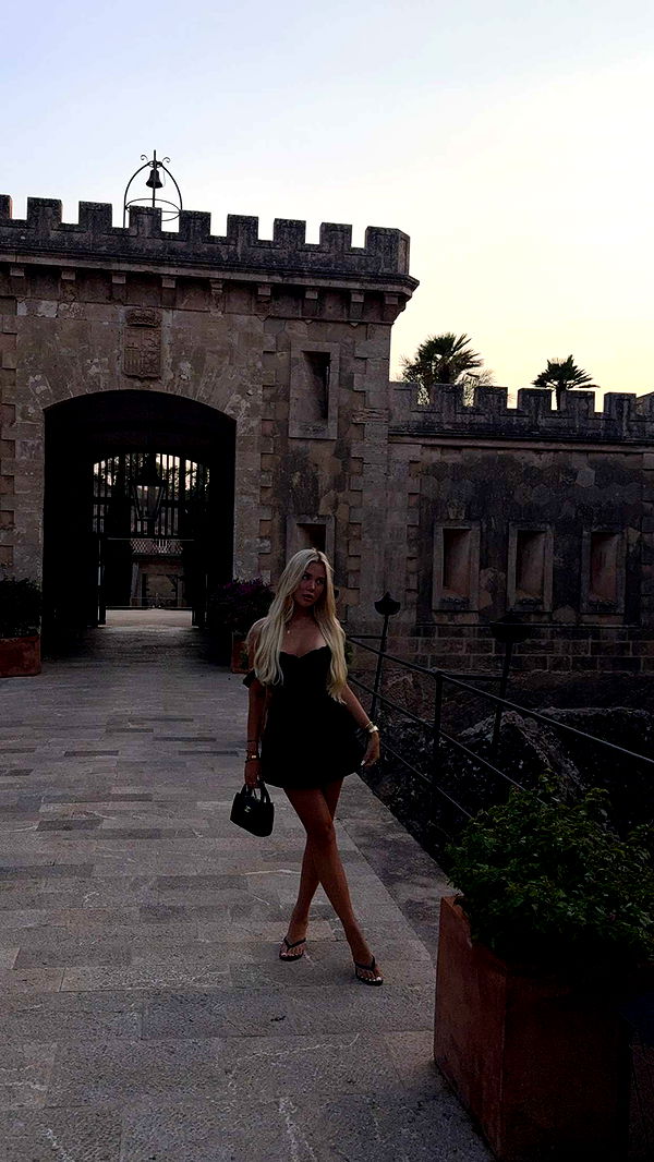 samantrasunny image ~ Altpins